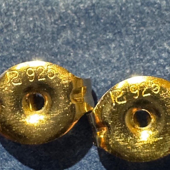 👑 Vintage GOLD VERMEIL .925 Sterling Silver Earrings with Natural Peridot Gems - Picture 7 of 7